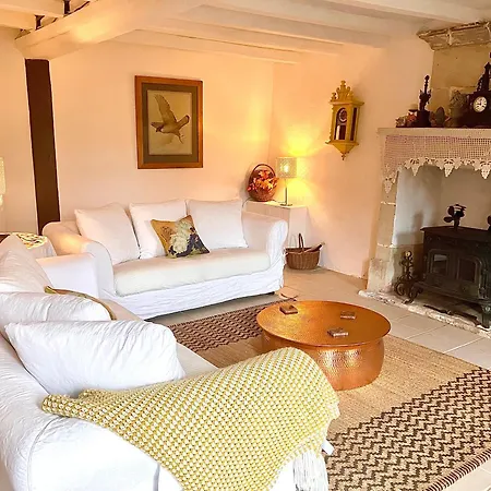 River In Historic Vienne Holiday home Moncontour (Vienne)