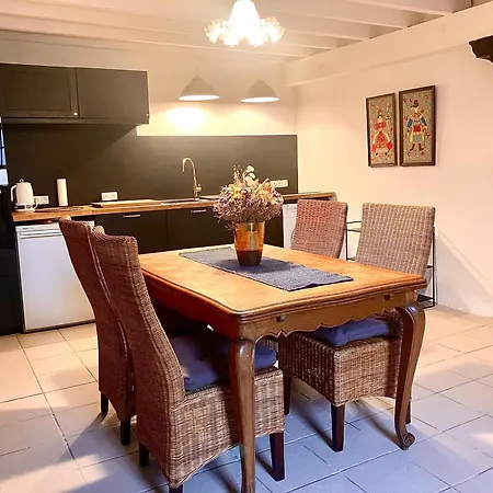 River In Historic Vienne Holiday home *